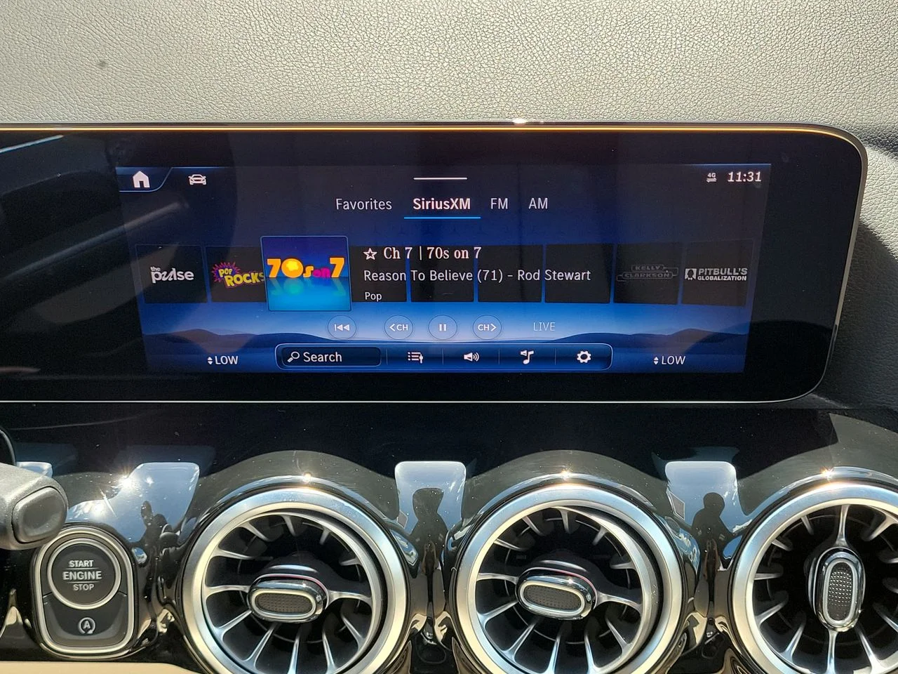 Certified Used 2026 White Mercedes-Benz GLA 250 image 17