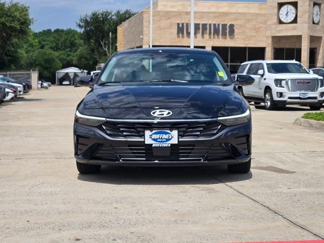 Certified Used 2026 Black Hyundai Limited image 2