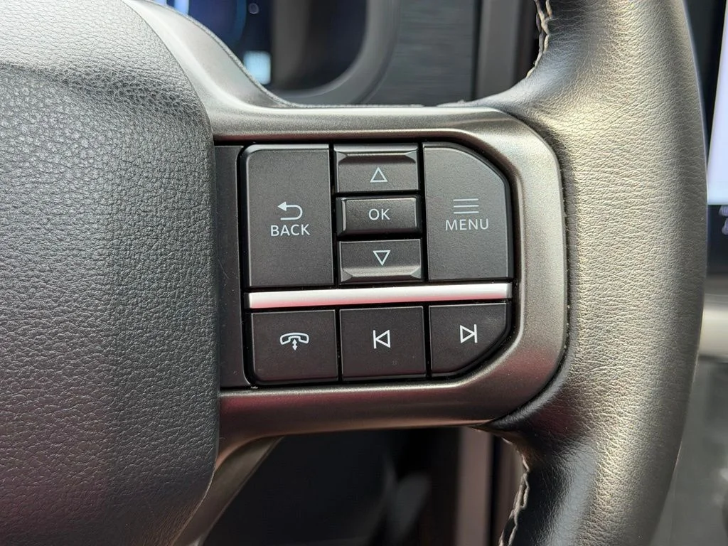Used 2024 Gray Ford XLT image 17