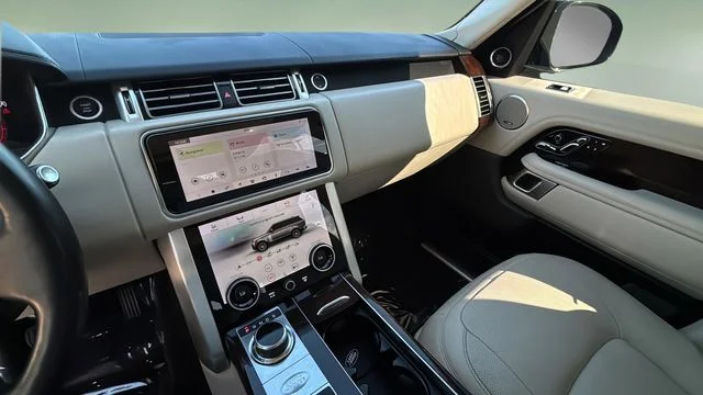 Used 2019  Land Rover 3.0L V6 Supercharged HSE image 25