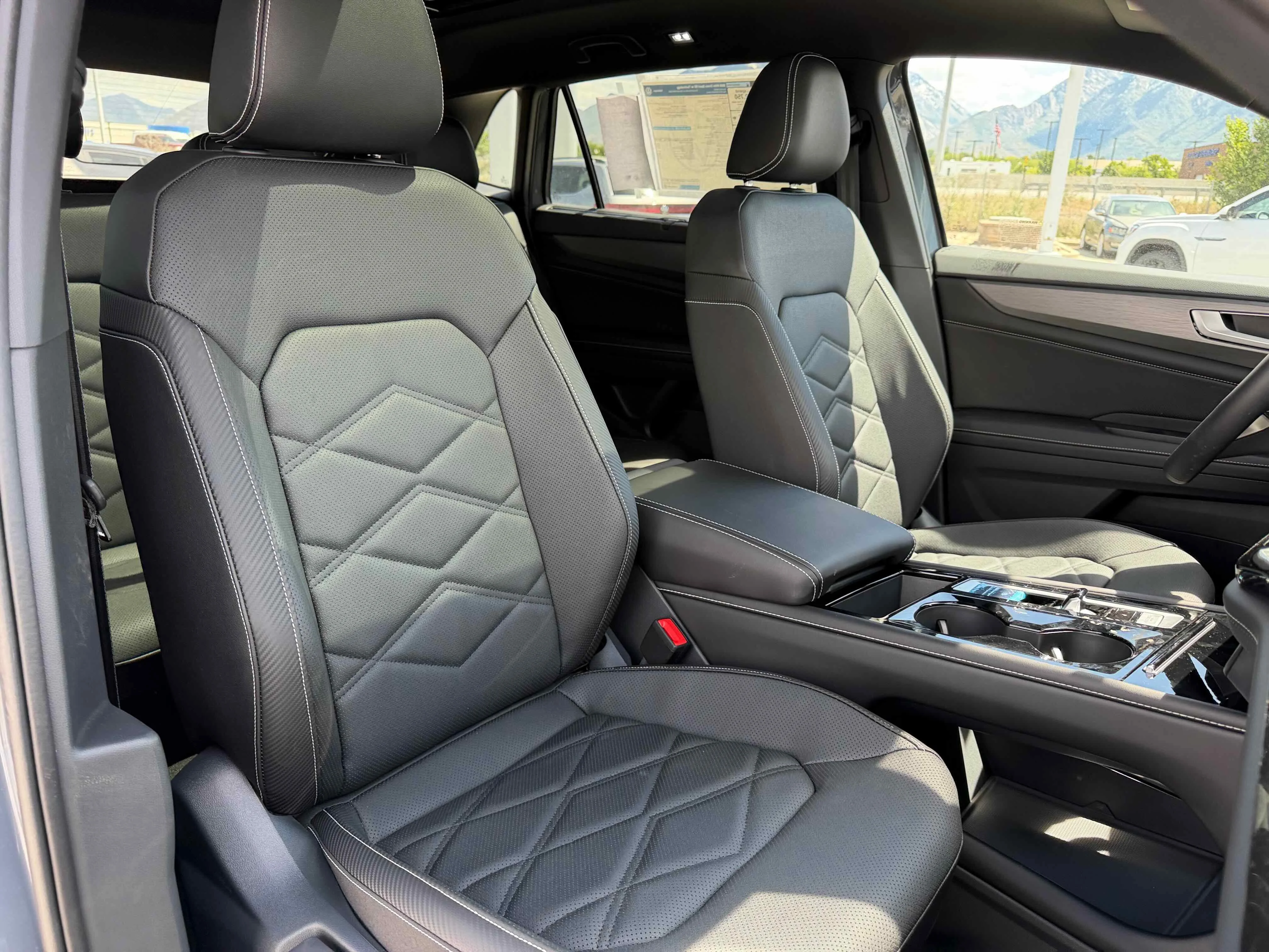 New 2026 Gray Volkswagen 2.0T SE w/Technology image 31