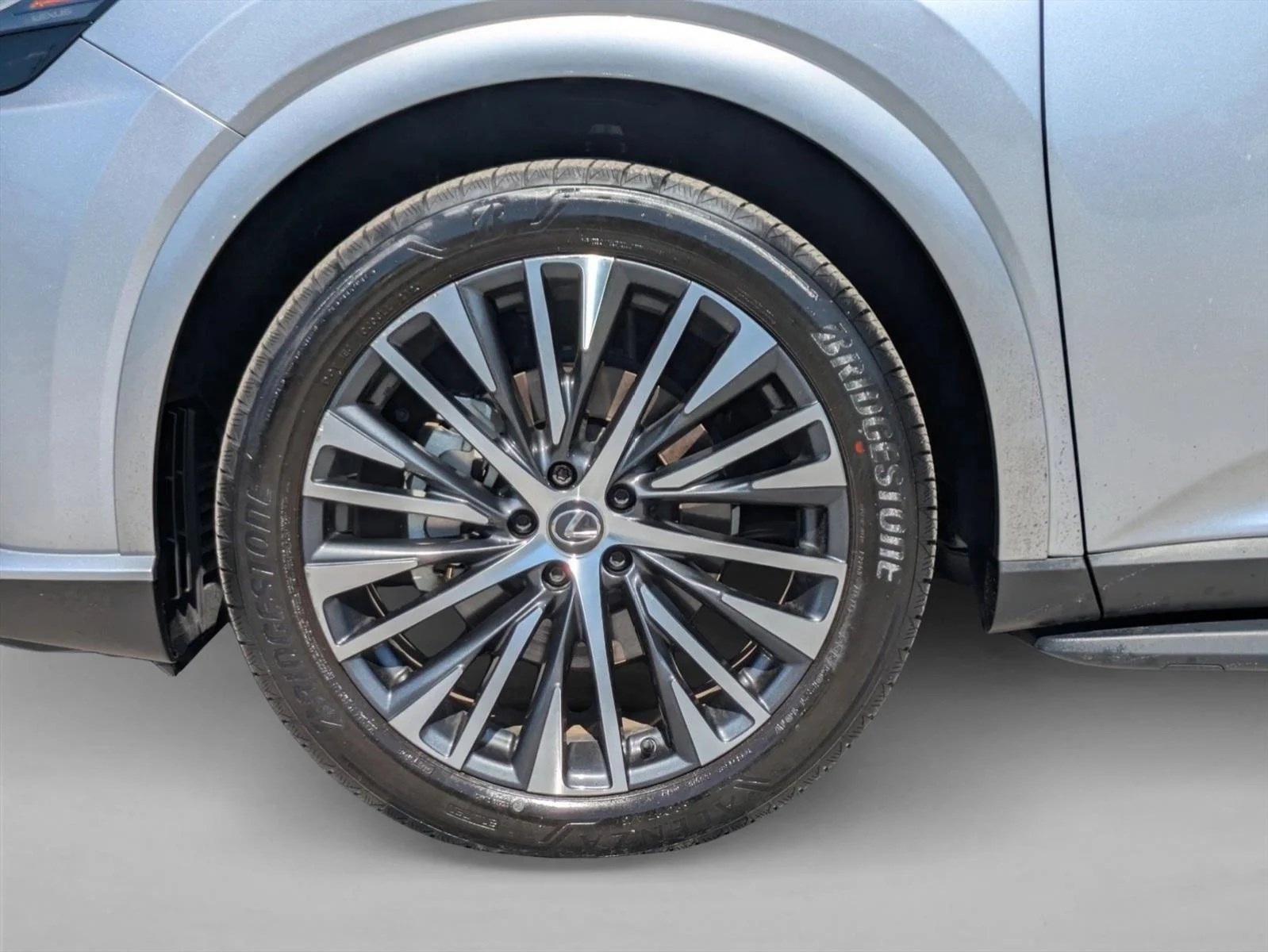 Certified Used 2025 Iridium Lexus PREMIUM PLUS image 23