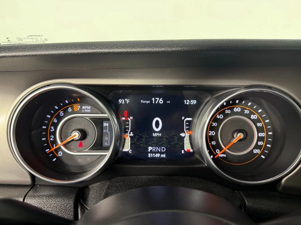 Used 2018 Gray Jeep Unlimited Sport S image 11
