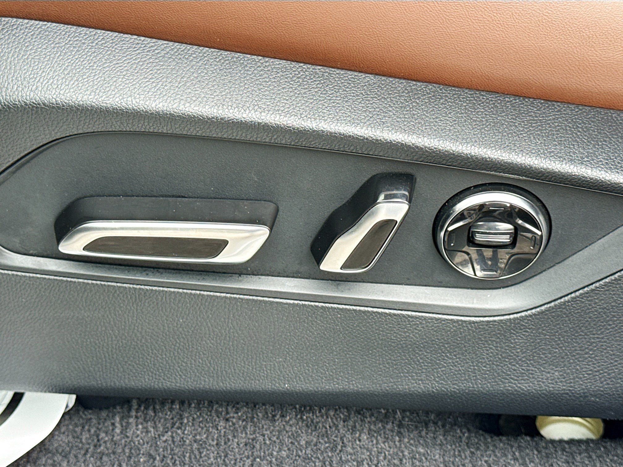 Used 2025  Acura w/Advance Package image 25