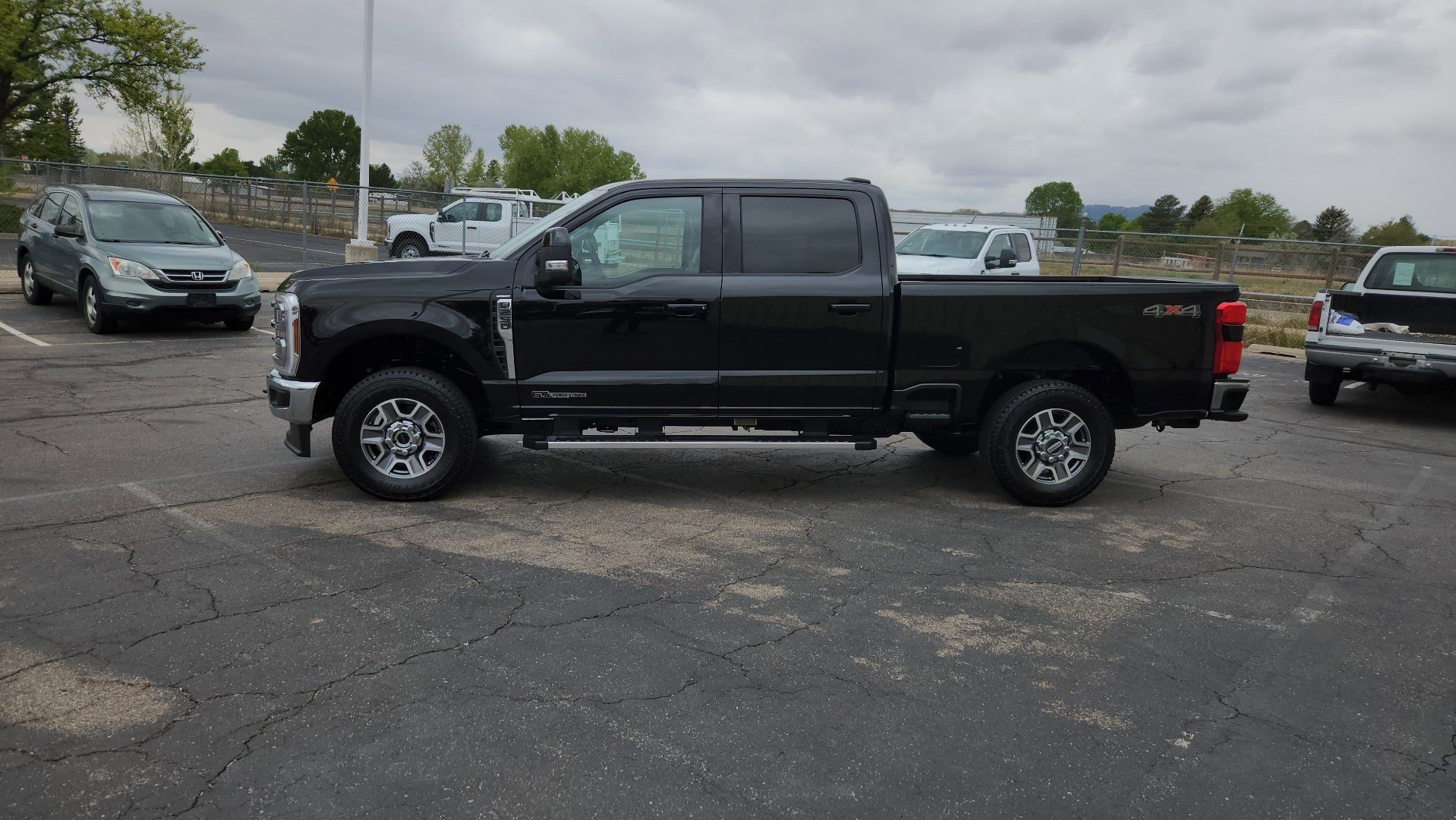 Used 2025 Black Metallic Ford LARIAT image 6