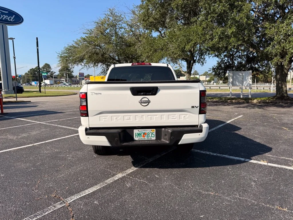 Used 2024 White Nissan SV image 7