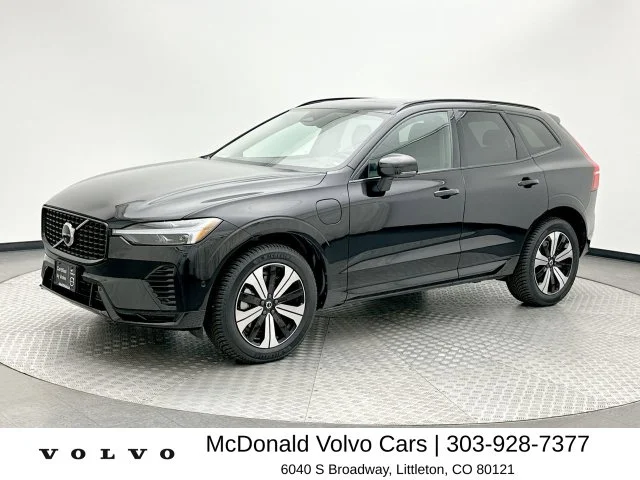 2024 Volvo XC60 Recharge Plug-In Hybrid T8 Plus Dark Theme