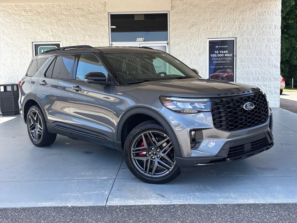 2025 Ford Explorer