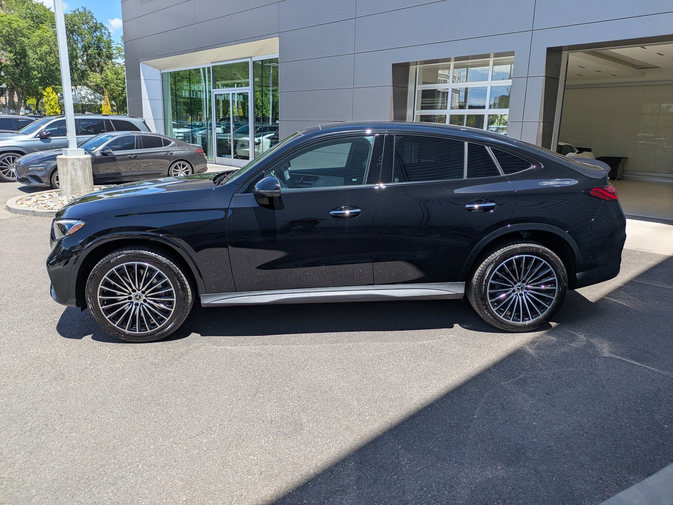 New 2026 Black Mercedes-Benz GLC 300 image 7