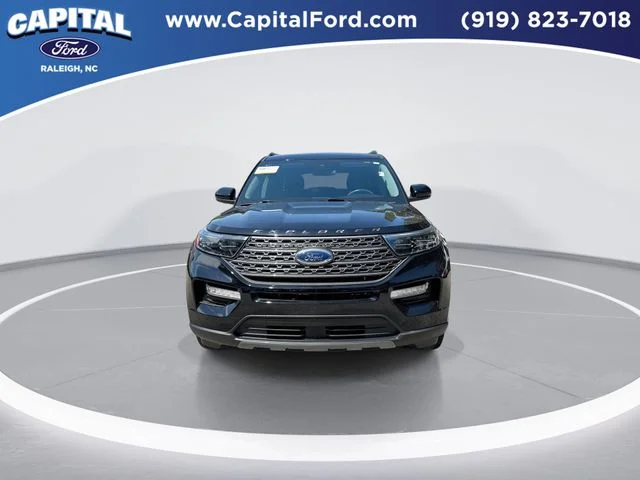 Used 2023 Black Ford XLT image 3