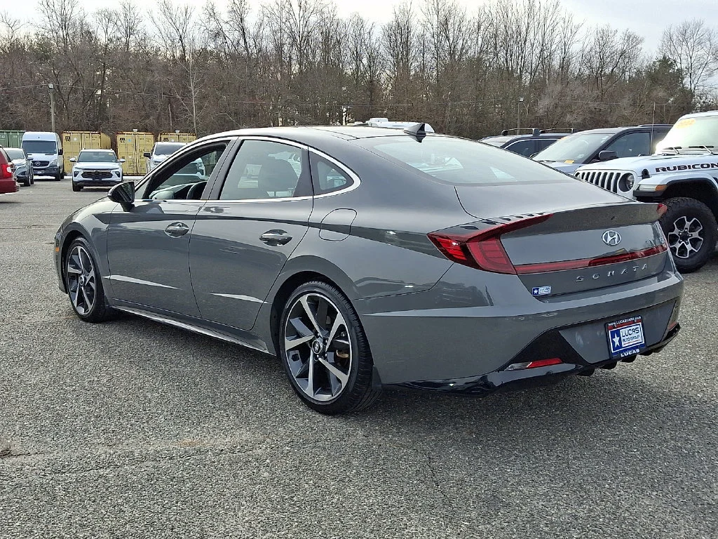 Used 2023 Hampton Gray Hyundai SEL Plus image 8