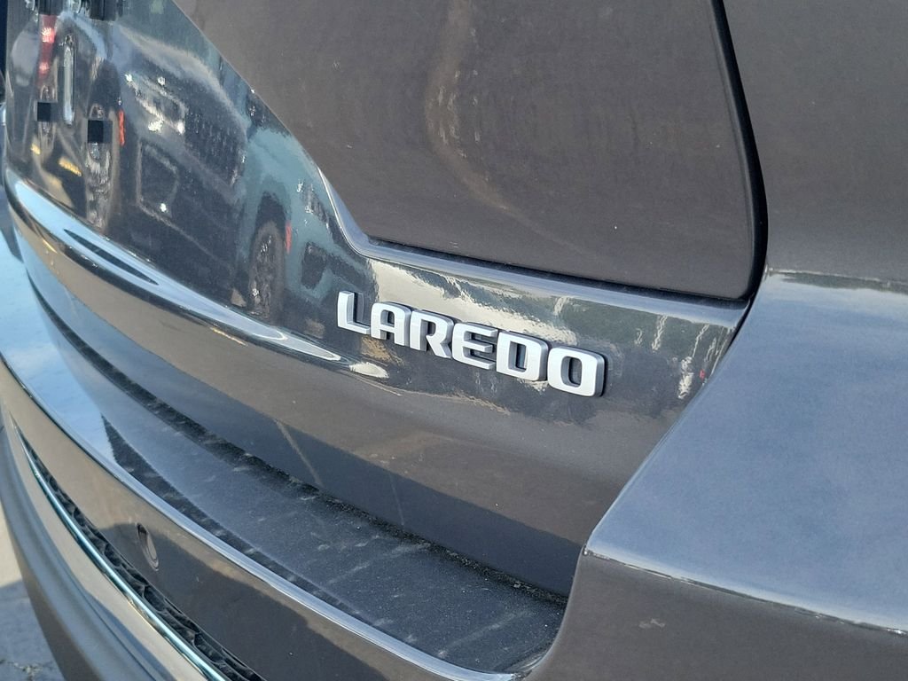 New 2026 Baltic Gray Metallic Clearcoat Jeep Laredo X image 6