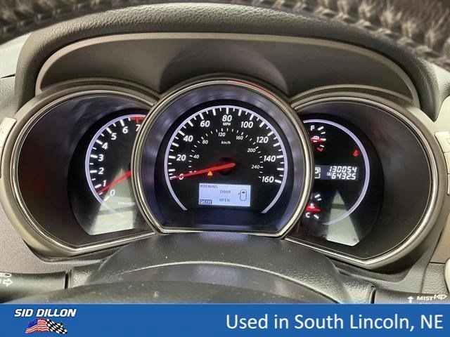 Used 2012 Platinum Graphite Metallic Nissan LE image 10