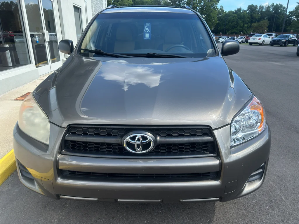 Used 2012 Pyrite Mica Toyota Base image 2