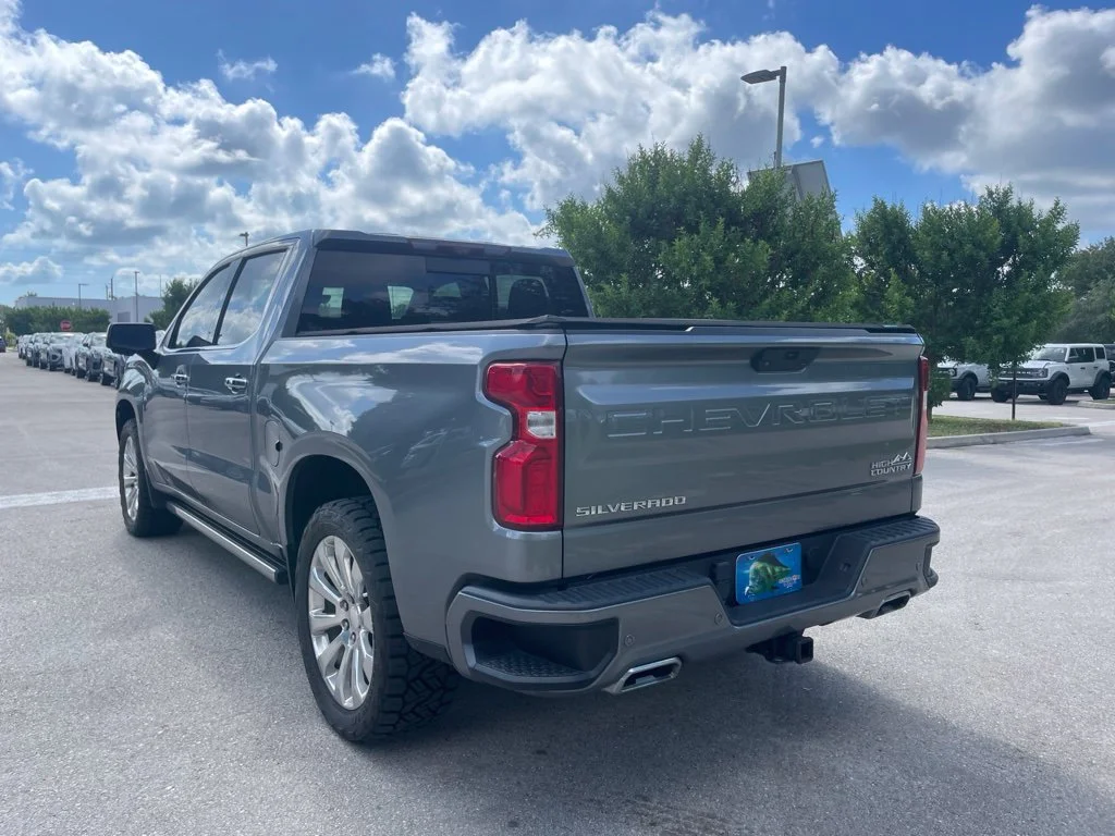 Certified Used 2022 Satin Steel Metallic Chevrolet High Country image 5