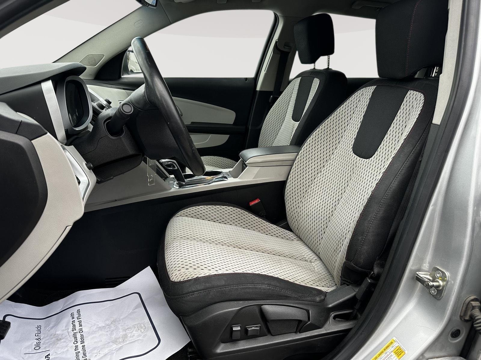 Used 2011 Silver Ice Metallic Chevrolet LS image 7
