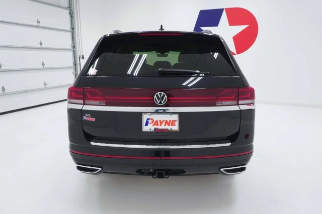 New 2026 Deep Black Pearl Volkswagen 2.0T SE w/Technology image 6