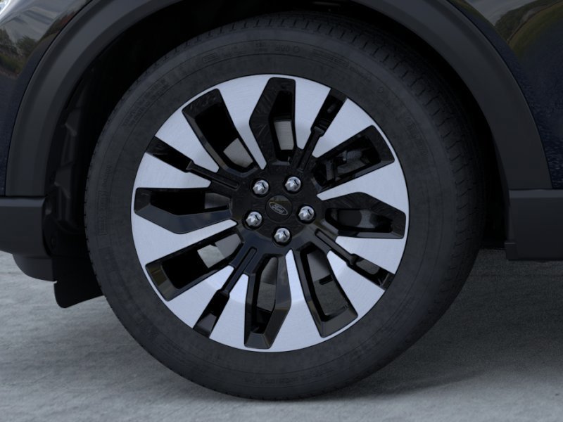 New 2026 Black Ford Platinum image 19