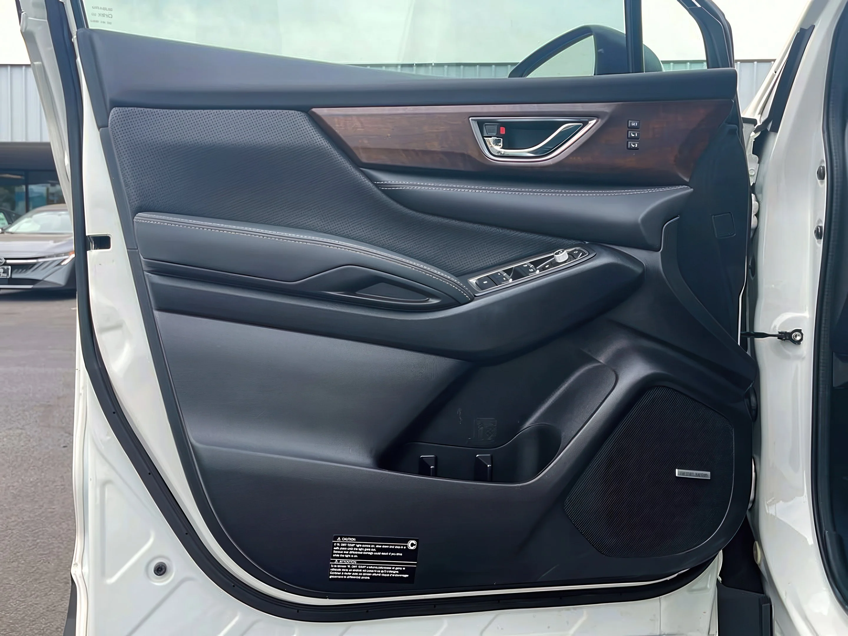 2025 Subaru Ascent Touring - Photo 11