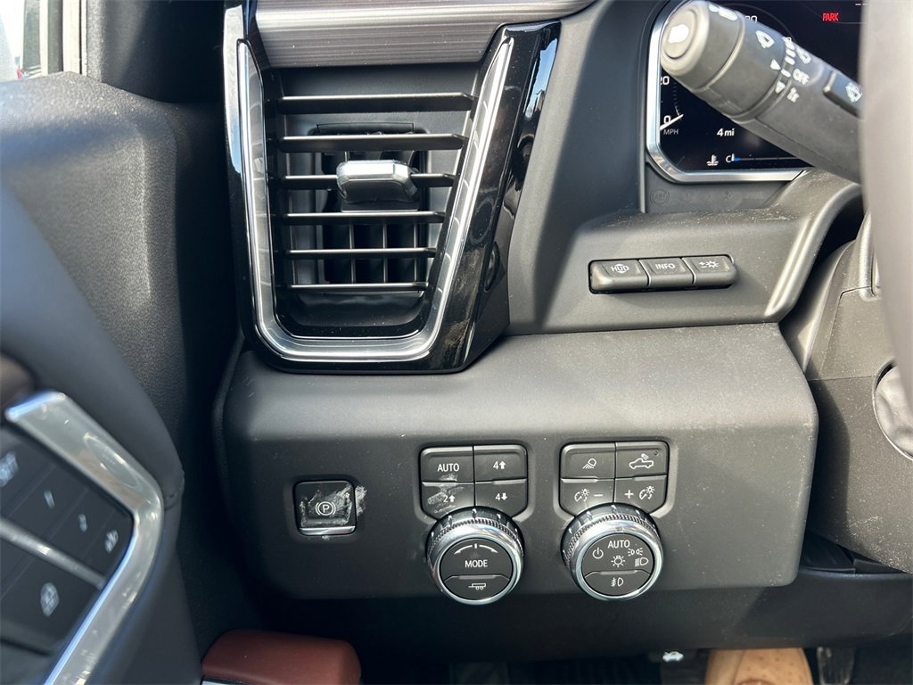 2026 GMC SIERRA - Image 17