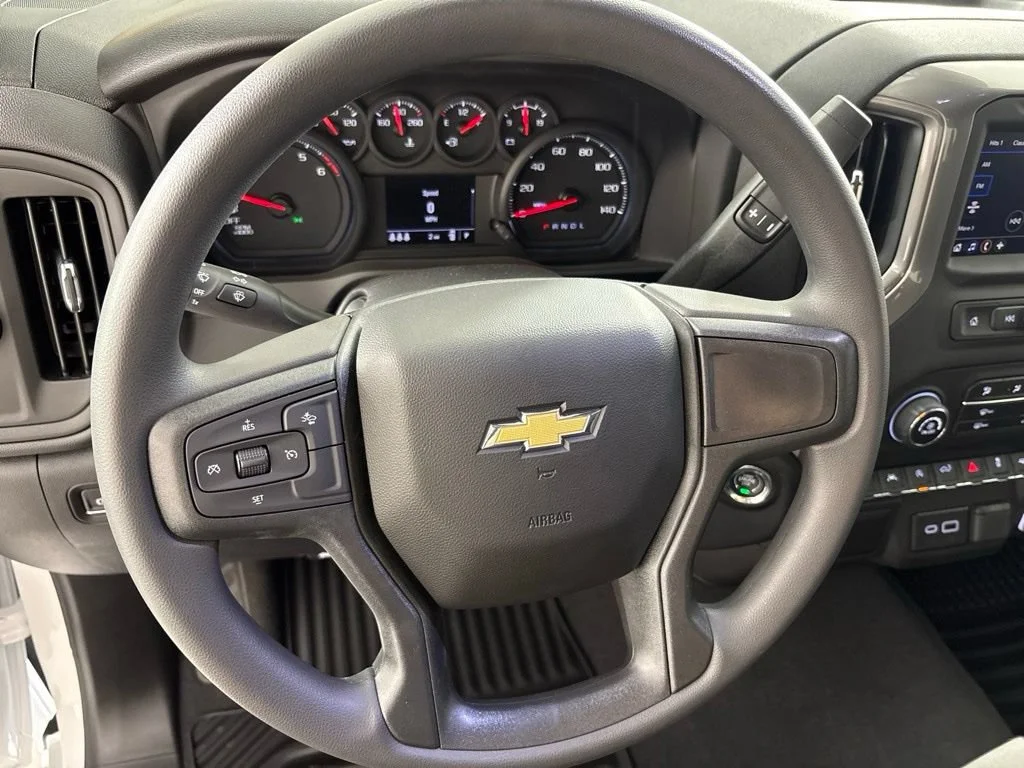 New 2026 Summit White Chevrolet Custom image 32