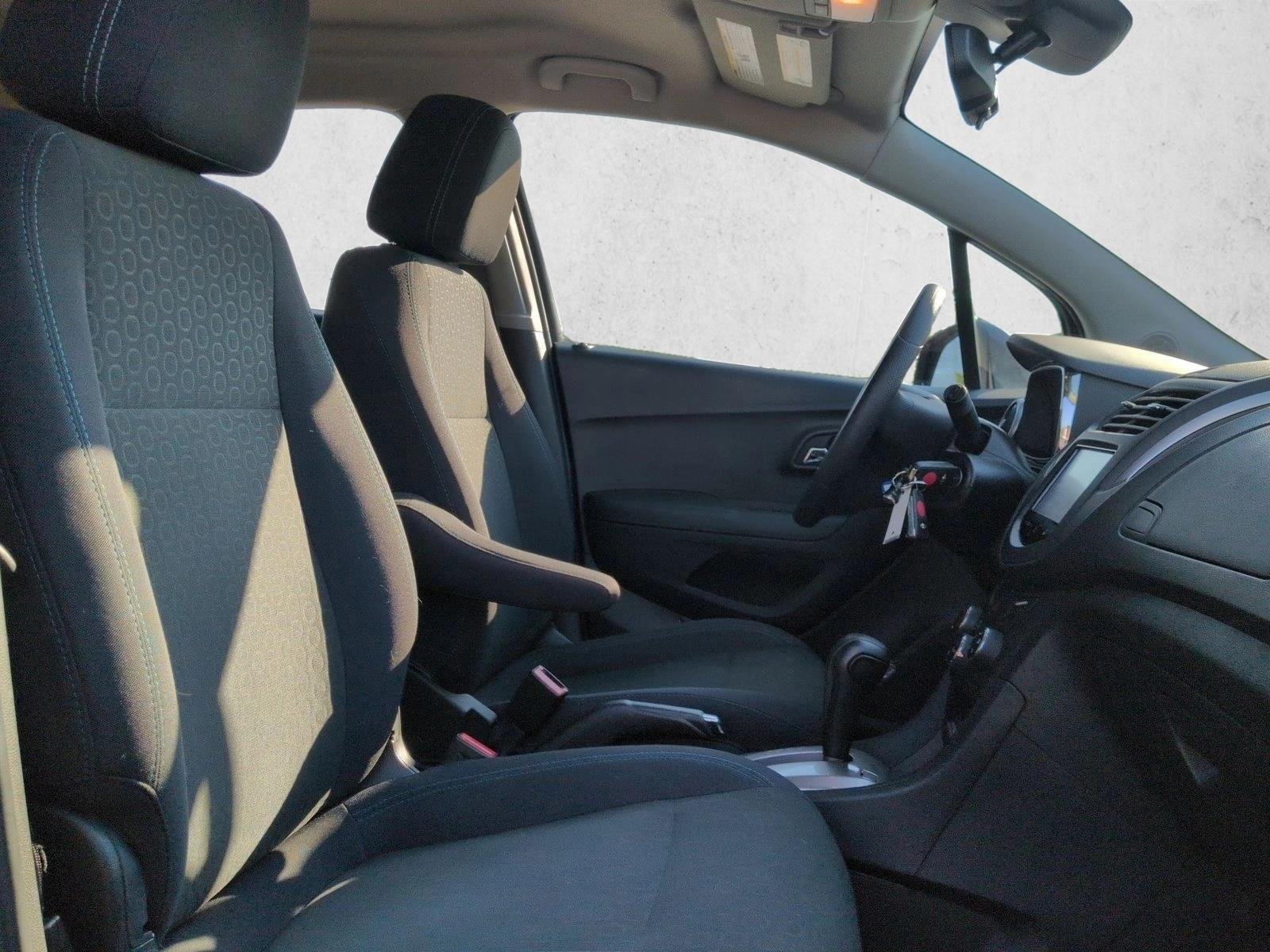 Used 2016 Cyber Gray Metallic Chevrolet LS image 19