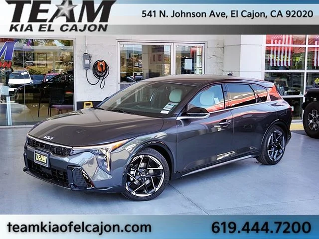 2026 Kia K4 GT-Line