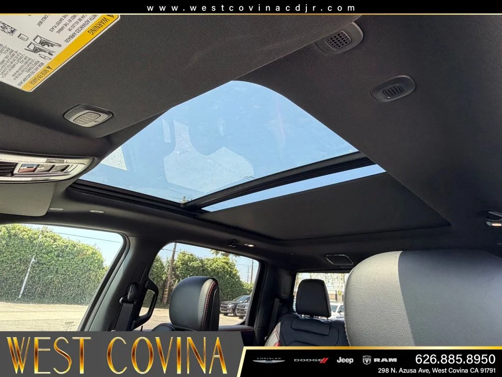 New 2026 Diamond Black Crystal Pearl-Coat Exterior Paint RAM RHO image 26