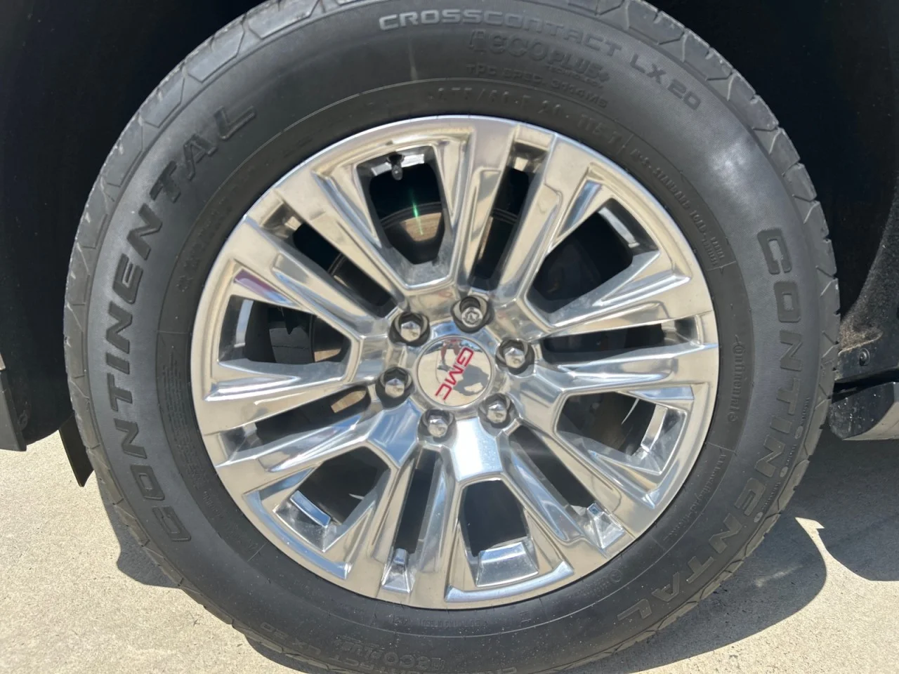 Used 2022 PEARL BEIGE METALLIC GMC Denali image 9