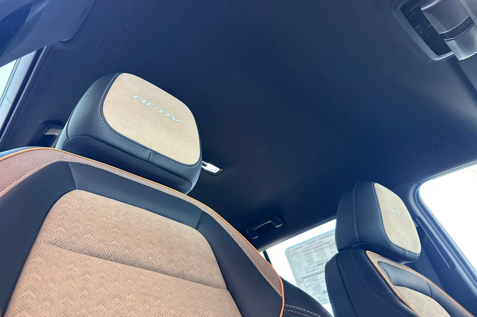 New 2027 Polar White Tricoat Chevrolet ACTIV image 17