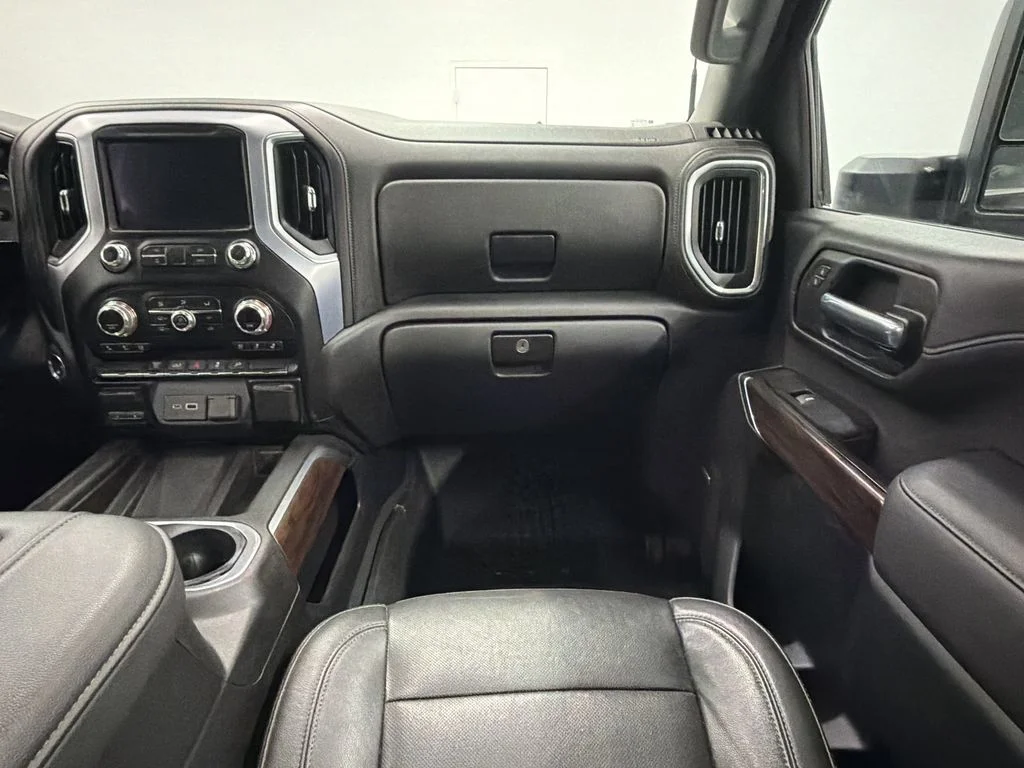 Used 2020 Onyx Black GMC SLT image 31