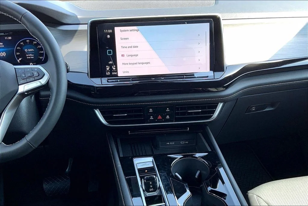 New 2026 Deep Black Pearl Volkswagen SE w/Technology image 6