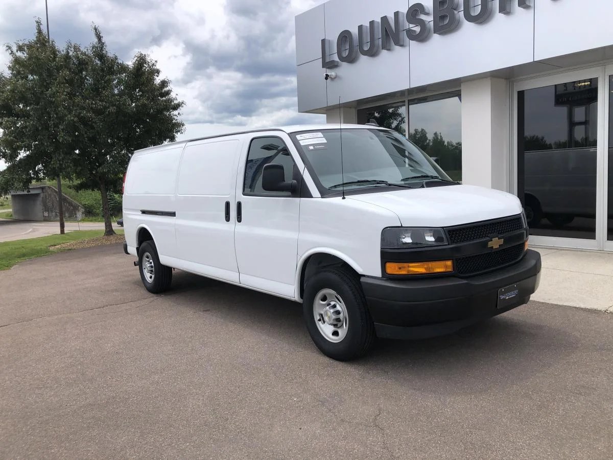 Used 2024 White Chevrolet Rwd 2500 155 image 1