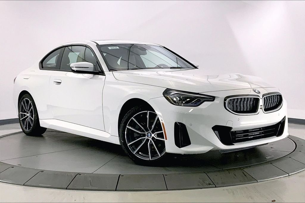 2025 BMW 2 Series 230i xDrive Coupe's photo