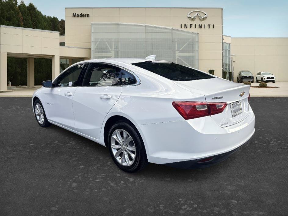 Used 2025 Summit White Chevrolet LT image 8
