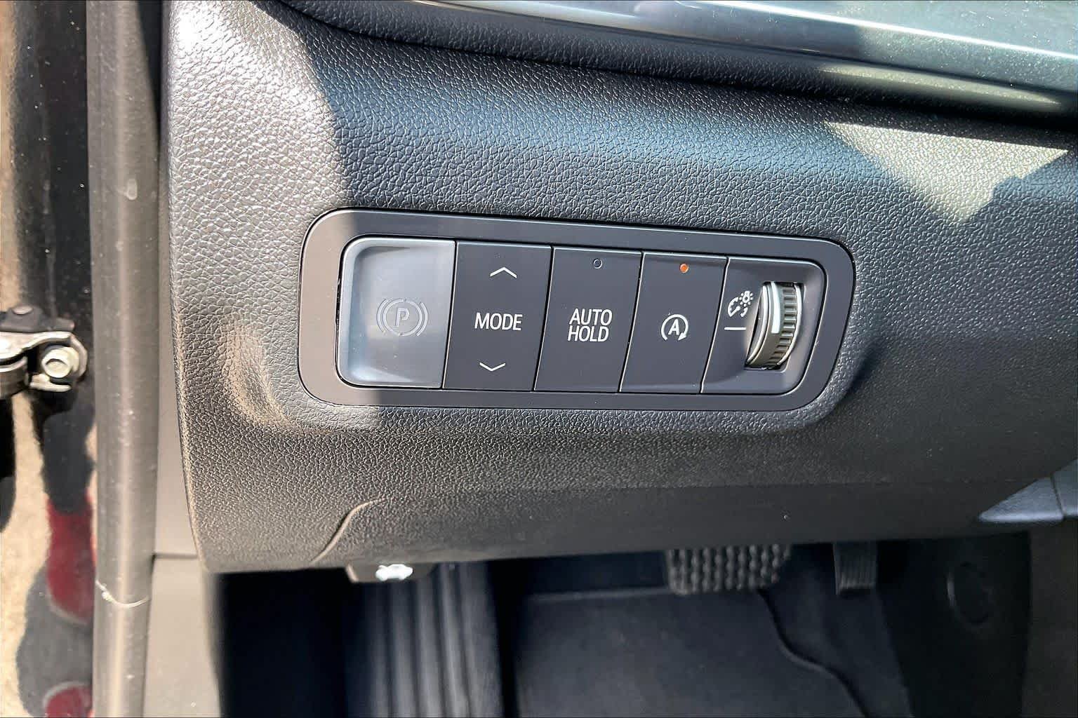 Used 2026 Ebony Twilight Metallic GMC FWD Elevation image 14