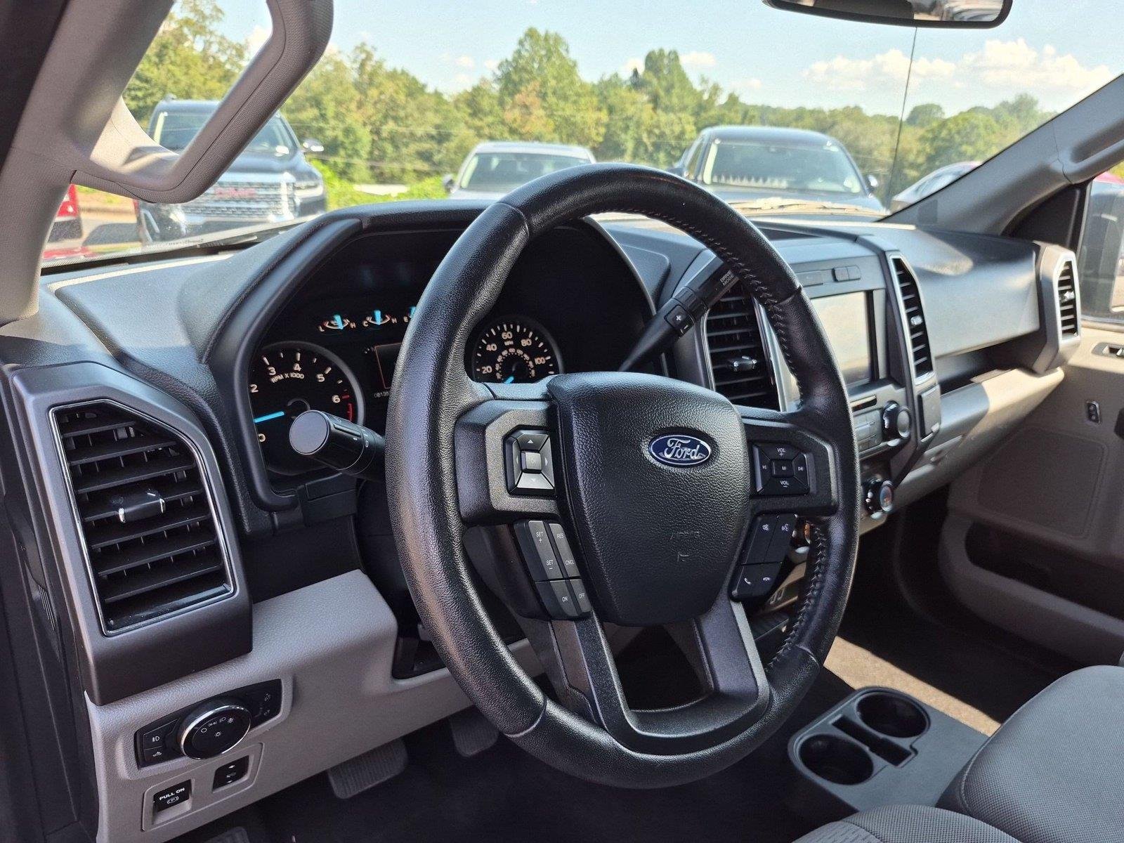 Used 2019 Magnetic Metallic Ford XLT image 19