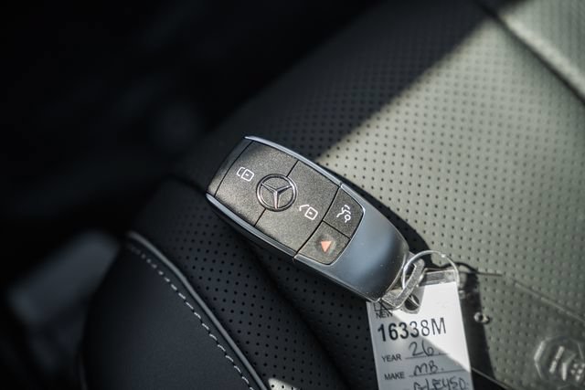 New 2026 Polar White Mercedes-Benz GLE 450 image 96