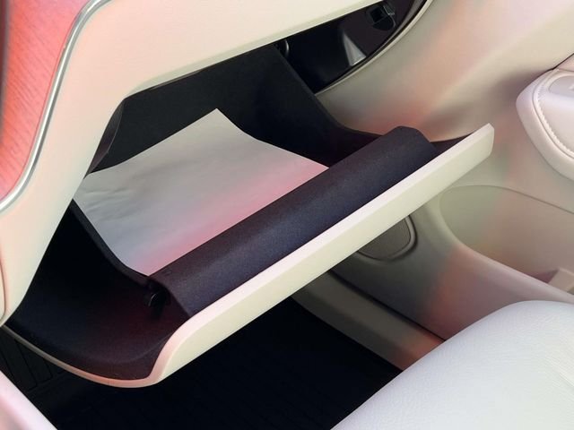 2025 Volvo XC60 Plus - Photo 36