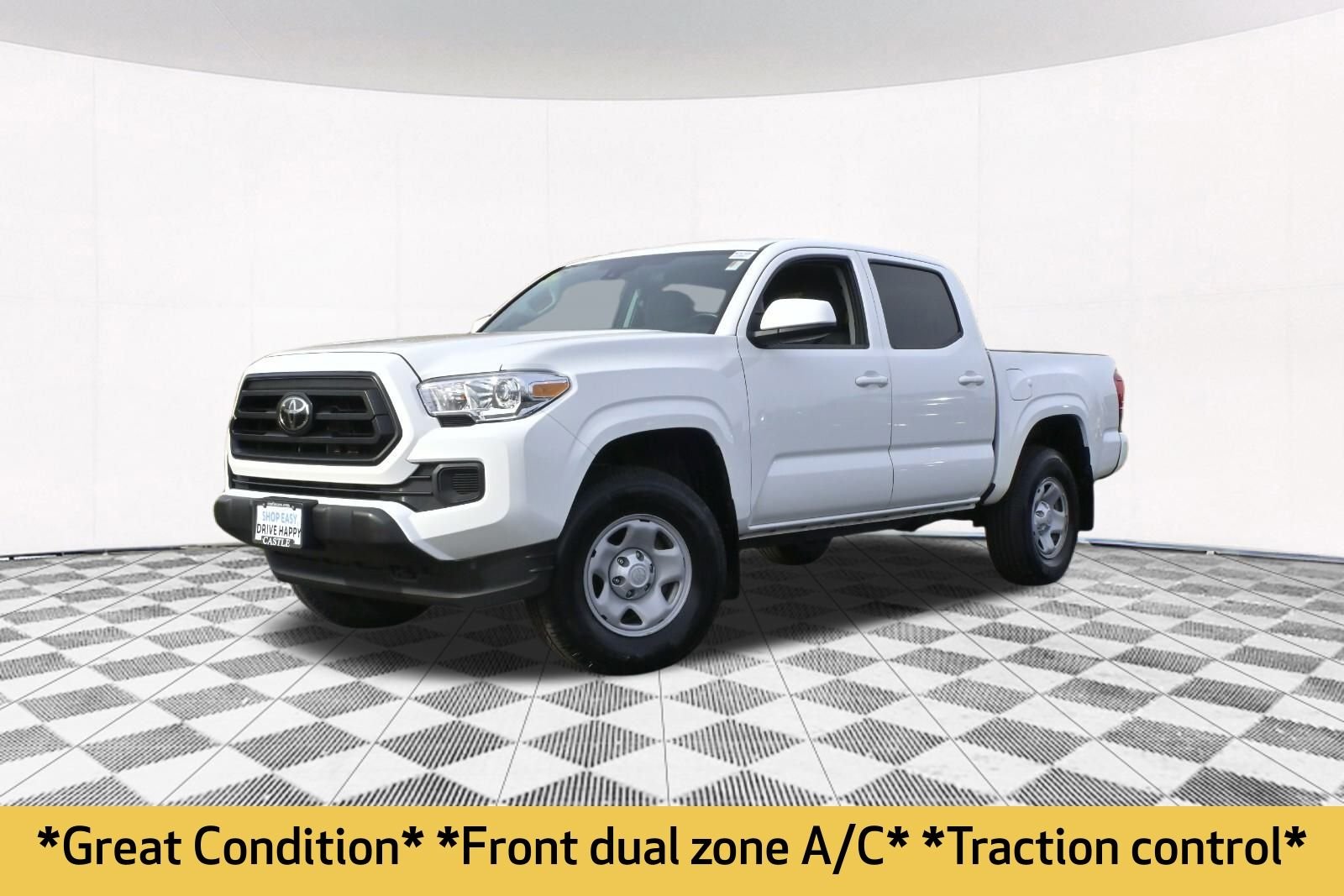 2022 Toyota Tacoma SR 4x4 photo 2