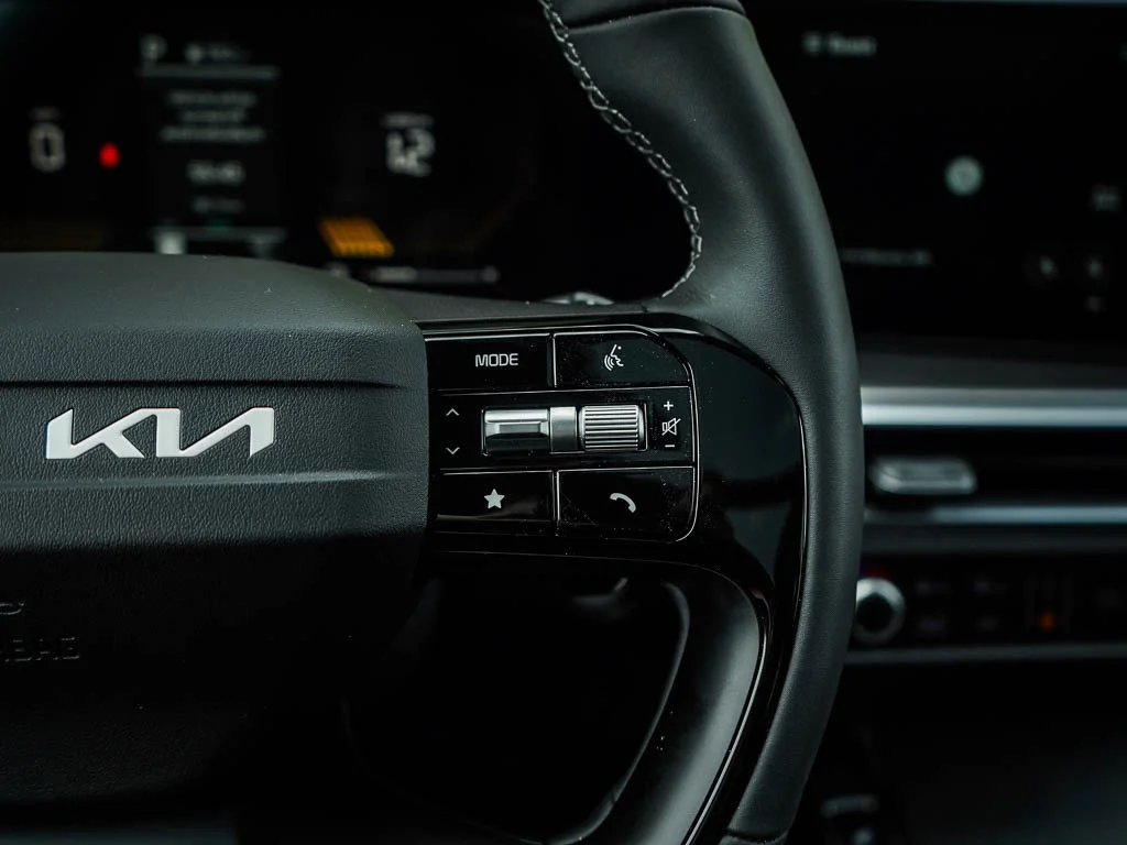 New 2026 Aurora Black Pearl Kia EX AWD image 23