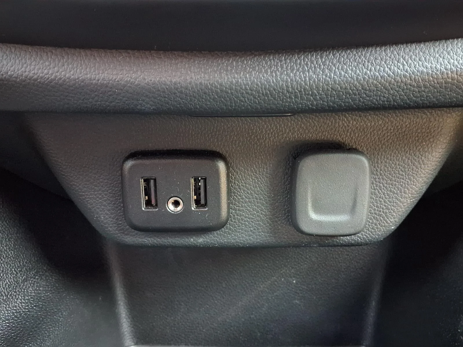 Used 2023 Sterling Gray Metallic Chevrolet LT Cloth image 8