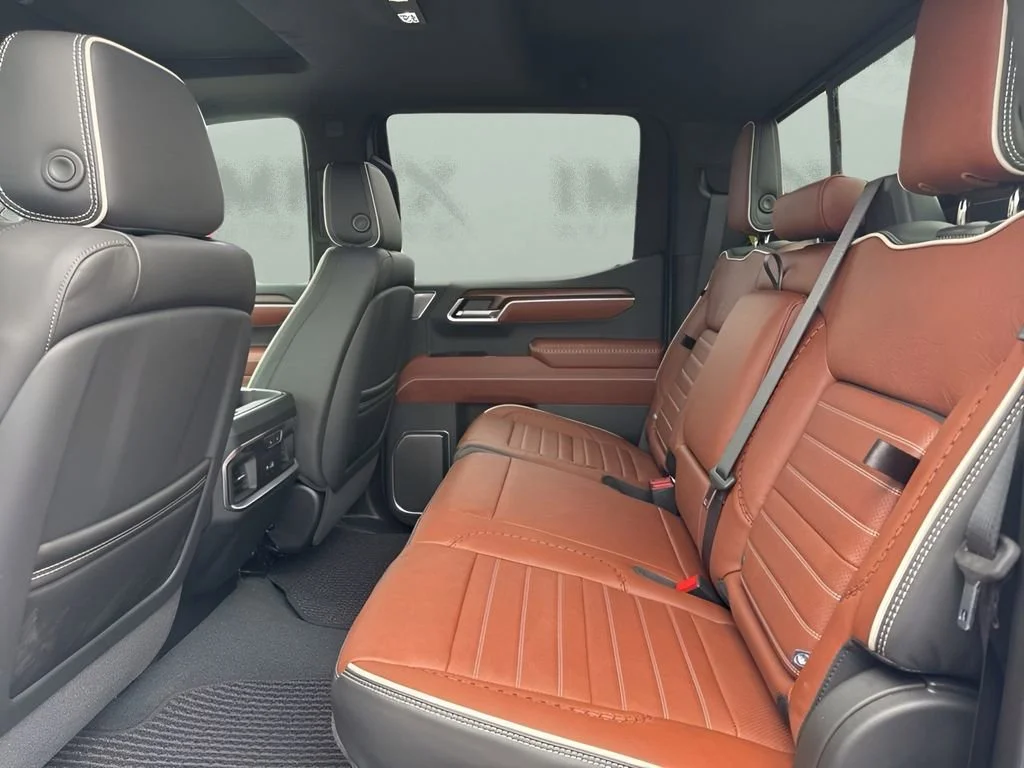 New 2026 Glacier White Tricoat GMC Denali Ultimate image 13