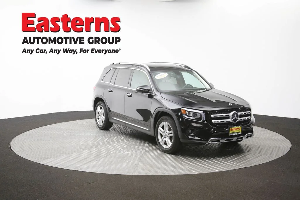 Used 2022 Black Mercedes-Benz GLB 250 image 50