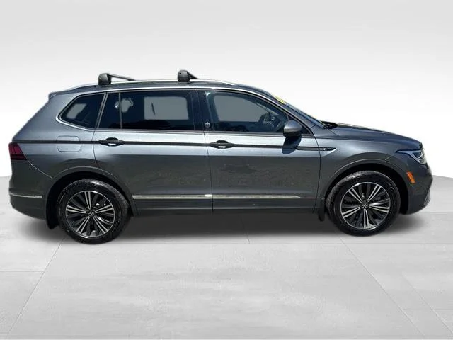 Used 2024 Gray Volkswagen 2.0T Wolfsburg Edition image 10