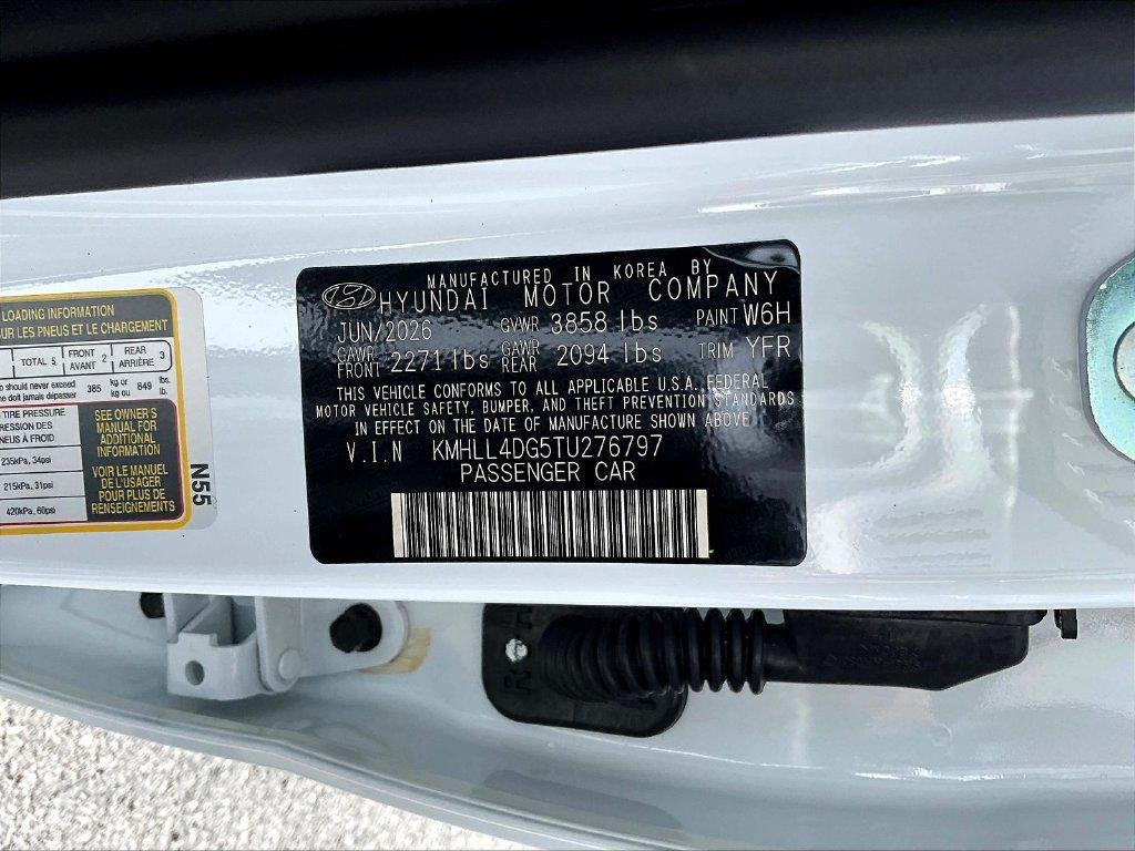 New 2026 White Hyundai SE image 19