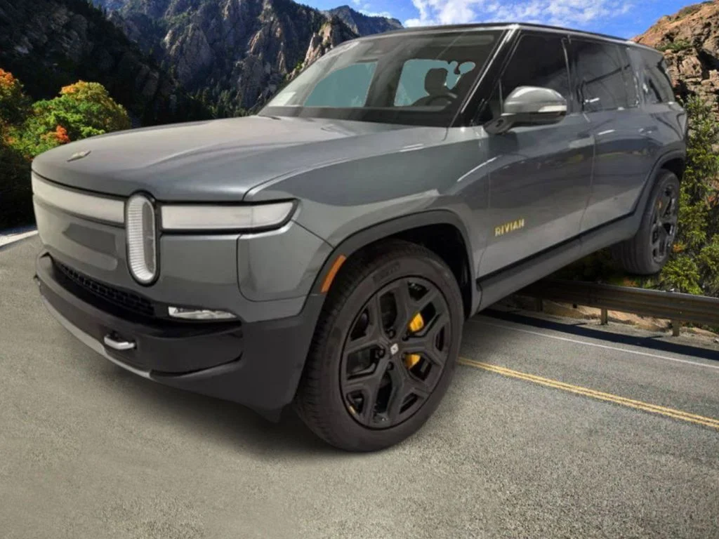Used 2024 Gray Rivian Launch Edition Quad Motor Large Pack image 2