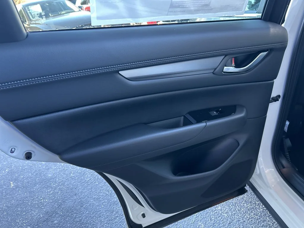 Used 2025 White Mazda 2.5 S Select Package image 25