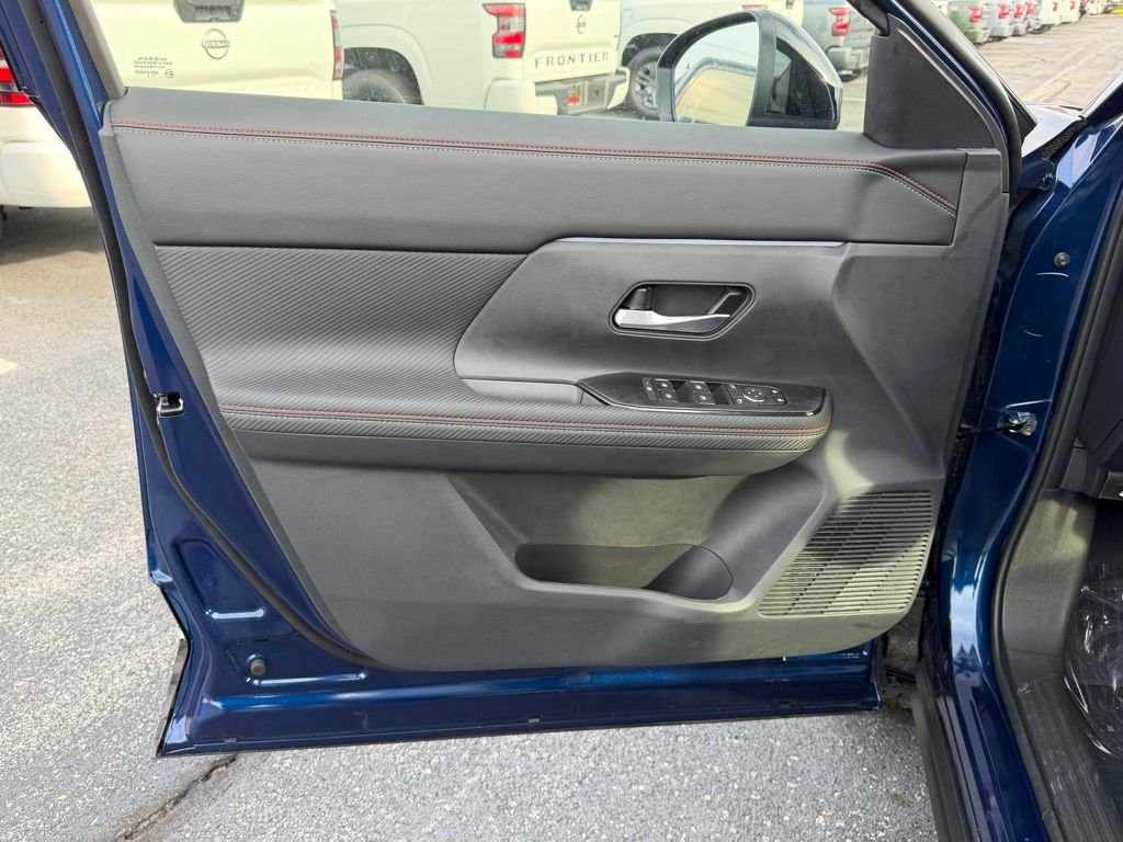 New 2026 Deep Blue Pearl Nissan SR image 12
