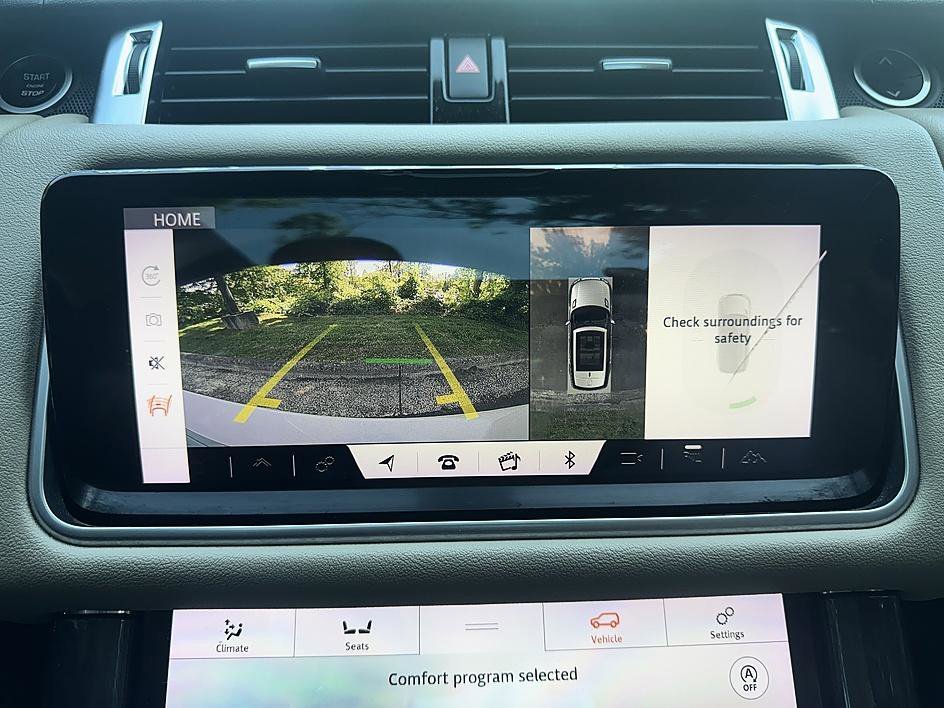 Used 2018 Fuji White Land Rover HSE image 15
